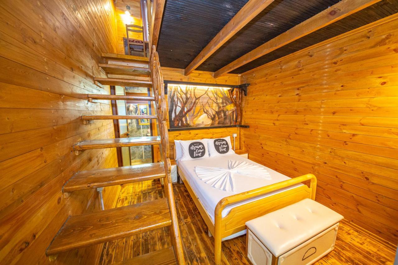 Hotel Legjenda Shkodër エクステリア 写真